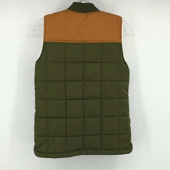 Cat & Jack cozy vest with faux fur lining - Picture 2 of 8